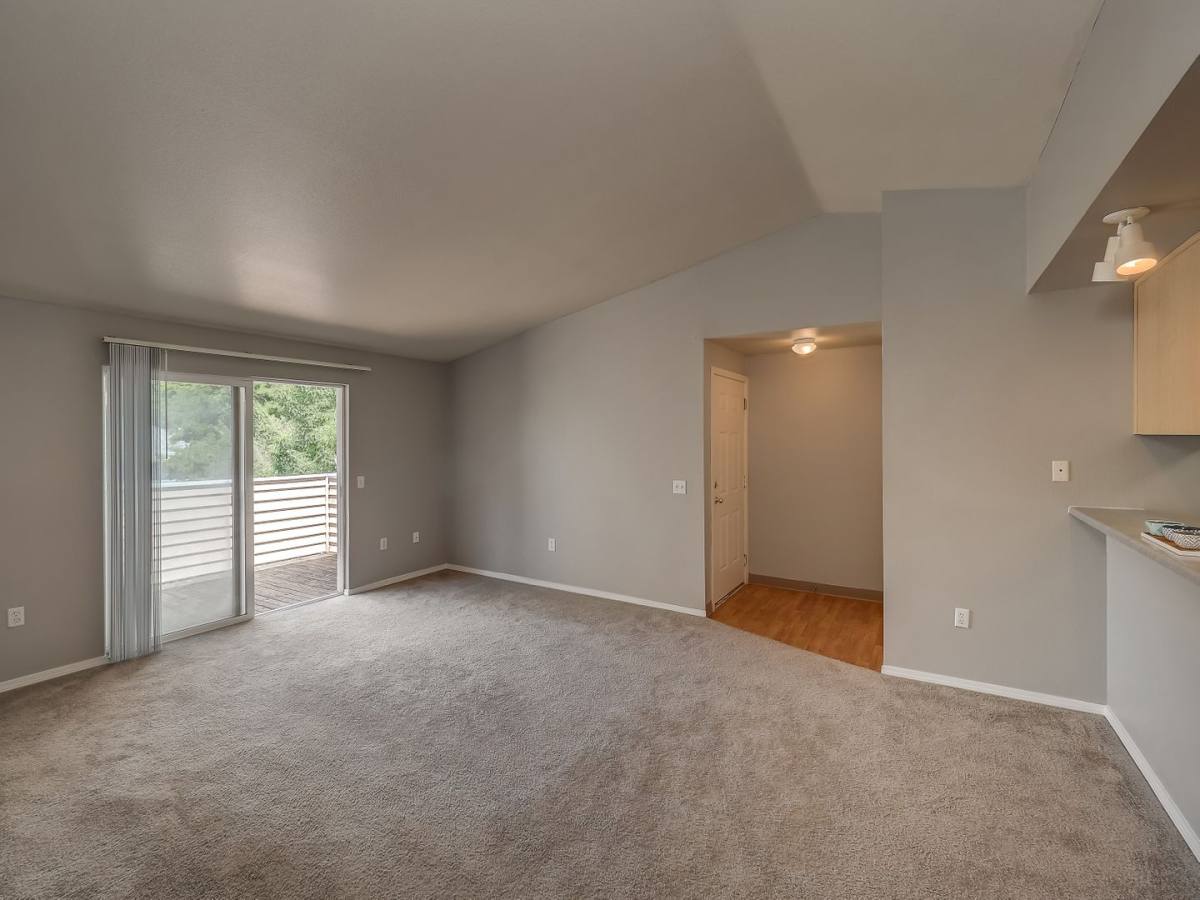 Apartment for rent at 16916 SE Powell Blvd, Portland, OR 97236