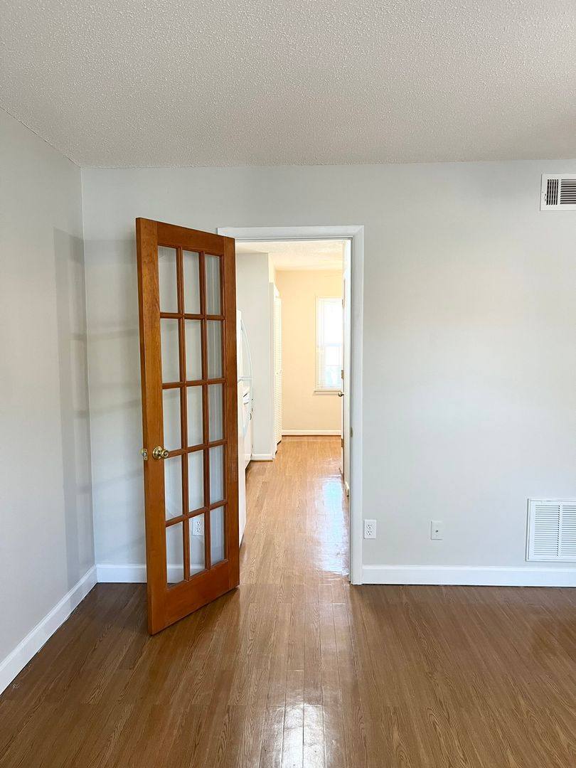 Townhouse for rent at 455 Mall Blvd #69, Savannah, GA 31406