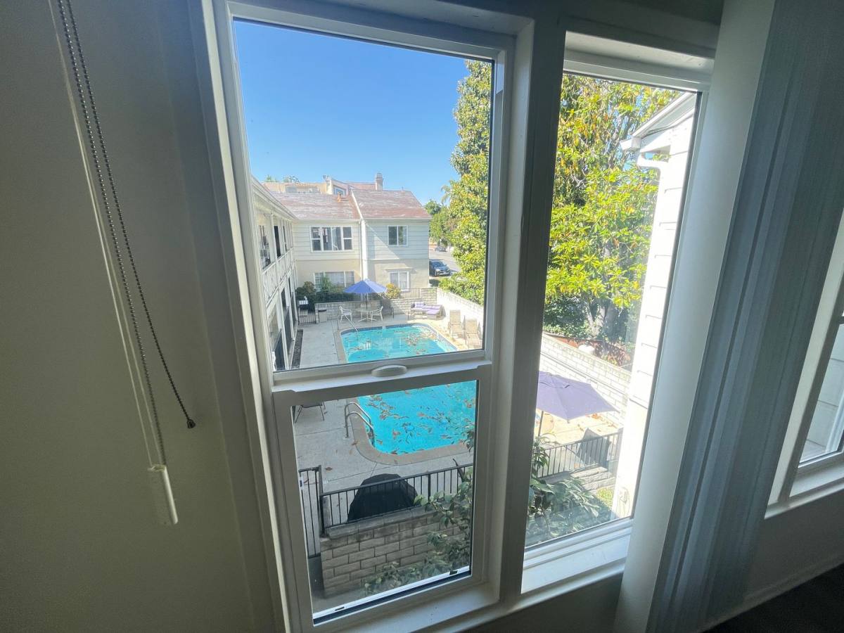 Apartment for rent at 4265 - 4271 Coldwater Canyon Ave, Studio City, CA 91604
