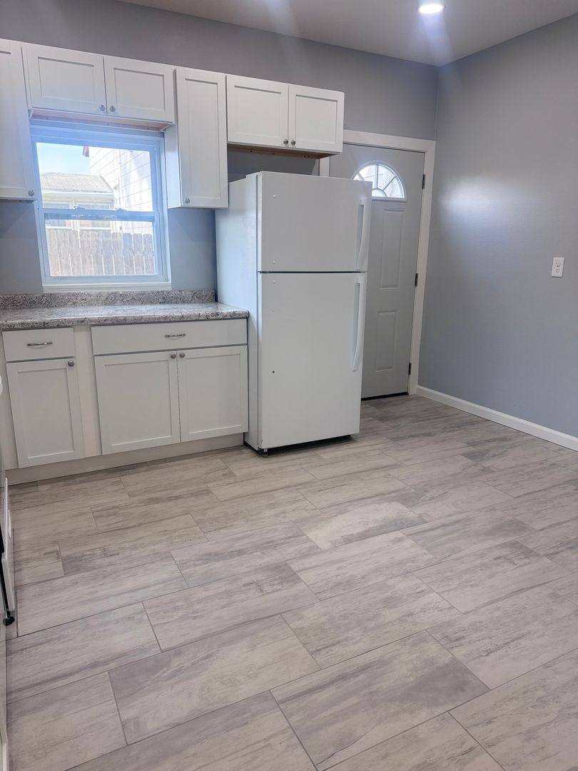 House for rent at 1732 Fillmore Lane, Davenport, IA 52804