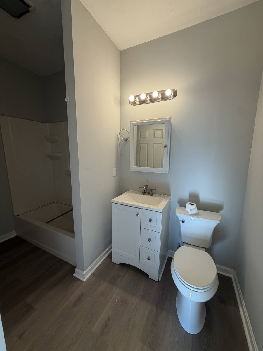 Apartment for rent at 10 Crompton St #3, Worcester, MA 01610