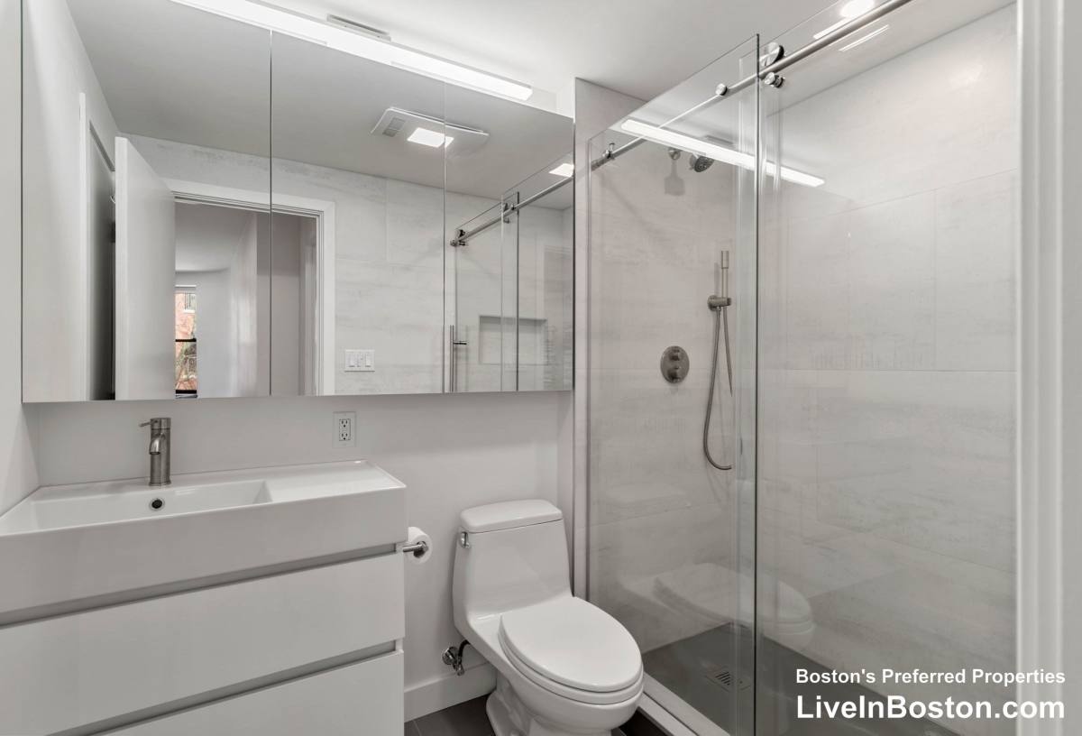 Condo for rent at 84 Gainsborough St #303W, Boston, MA 02115