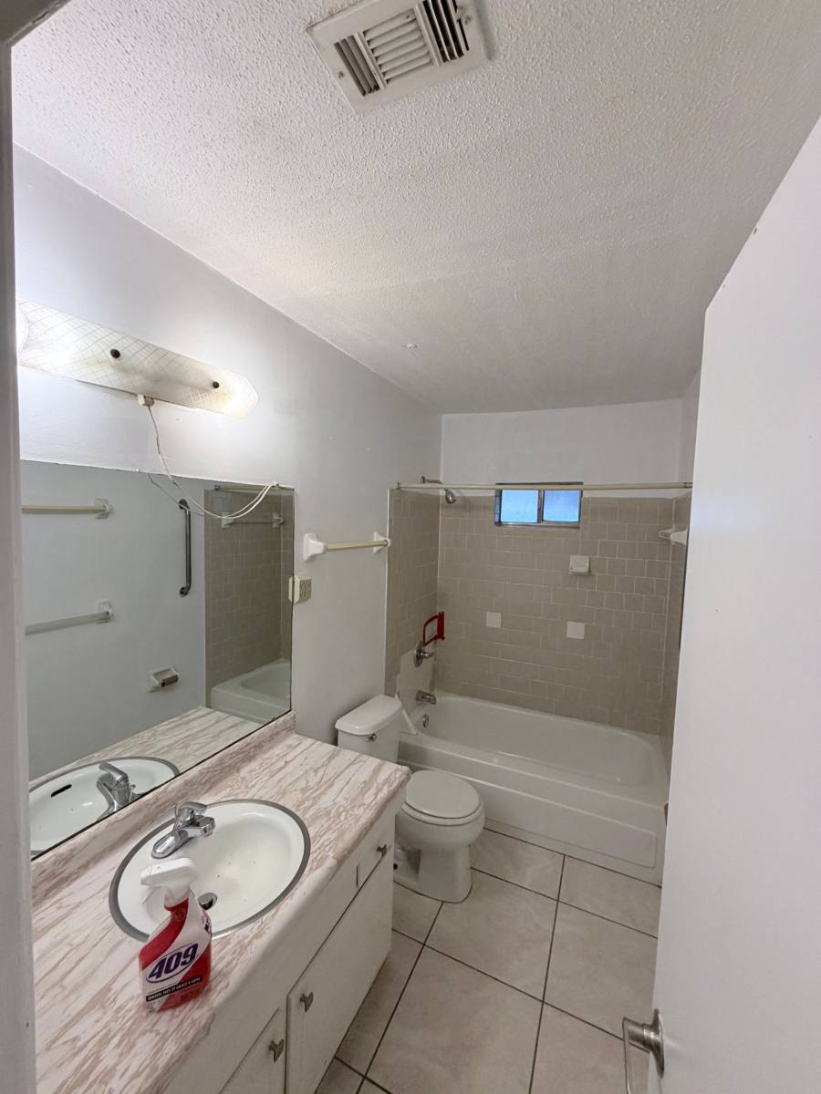 Apartment for rent at 538 Royce St, Pensacola, FL 32503