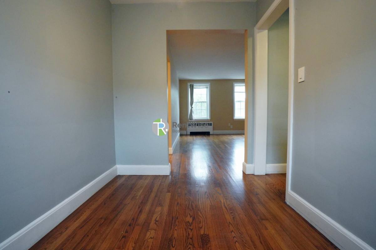 Apartment for rent at 25 Englewood Ave #4, Brookline, MA 02445