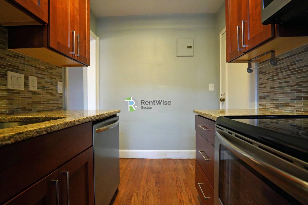 Apartment for rent at 25 Englewood Ave #4, Brookline, MA 02445