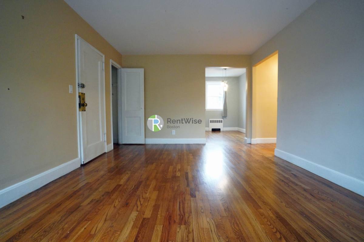 Apartment for rent at 25 Englewood Ave #4, Brookline, MA 02445