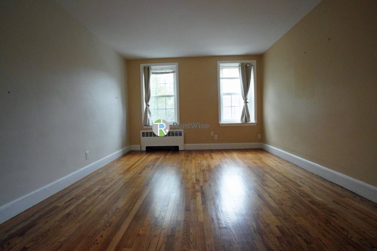Apartment for rent at 25 Englewood Ave #4, Brookline, MA 02445