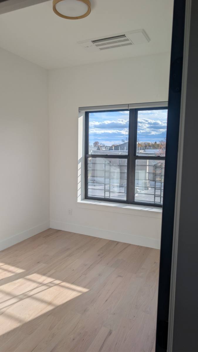 Apartment for rent at 501 Central Ave, Newark, NJ 07107