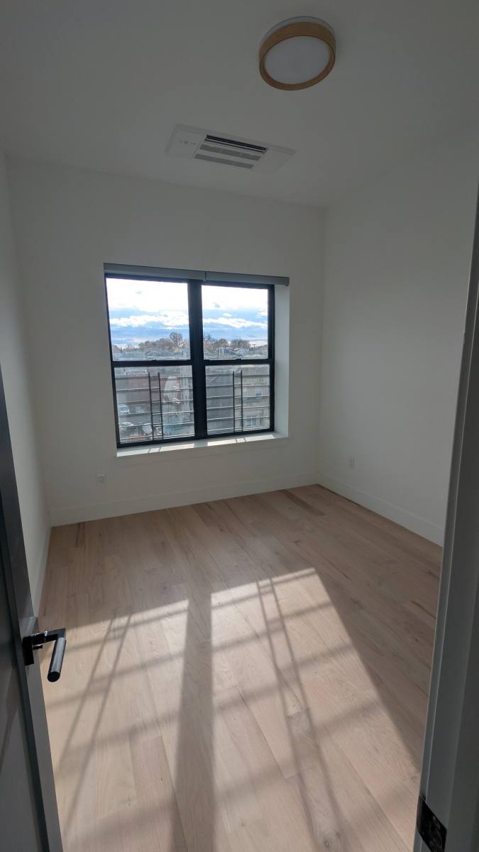 Apartment for rent at 501 Central Ave, Newark, NJ 07107