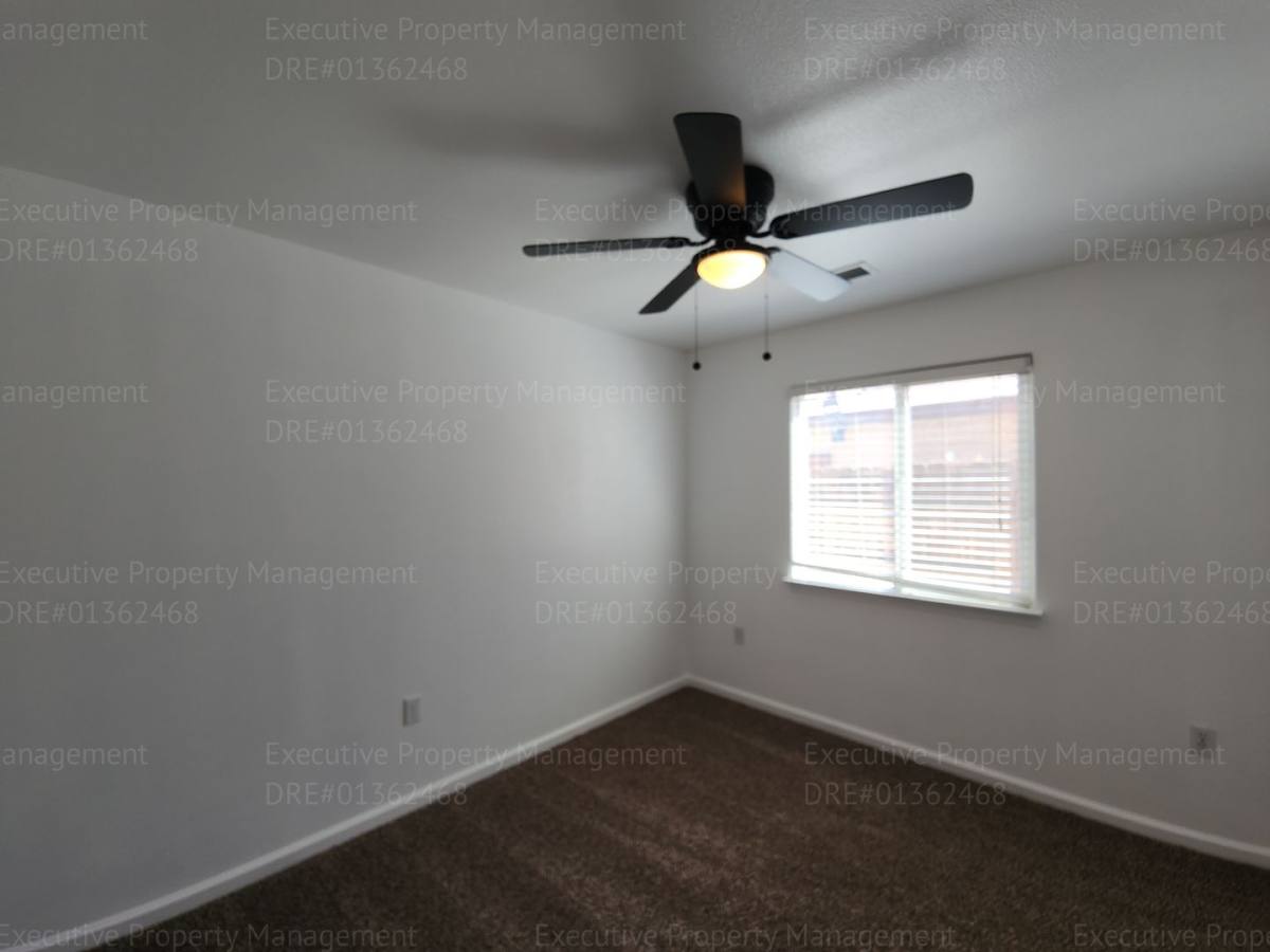 House for rent at 12115 Verdelho Ave, Bakersfield, CA 93312