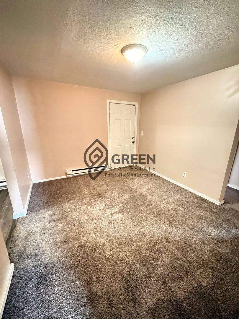 Apartment for rent at 294 N Greenwood Ave, Kankakee, IL 60901