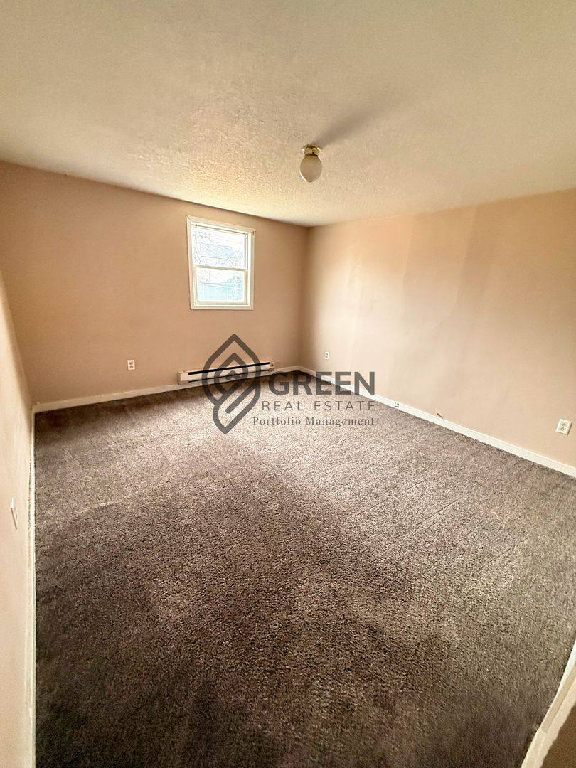 Apartment for rent at 294 N Greenwood Ave, Kankakee, IL 60901