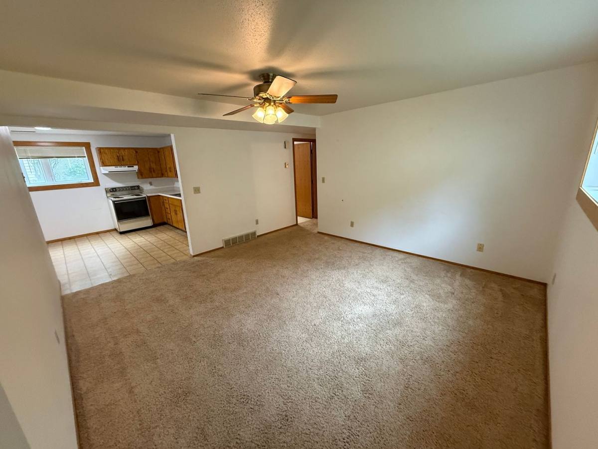 Apartment for rent at 500 7th St NE, Watertown, SD 57201