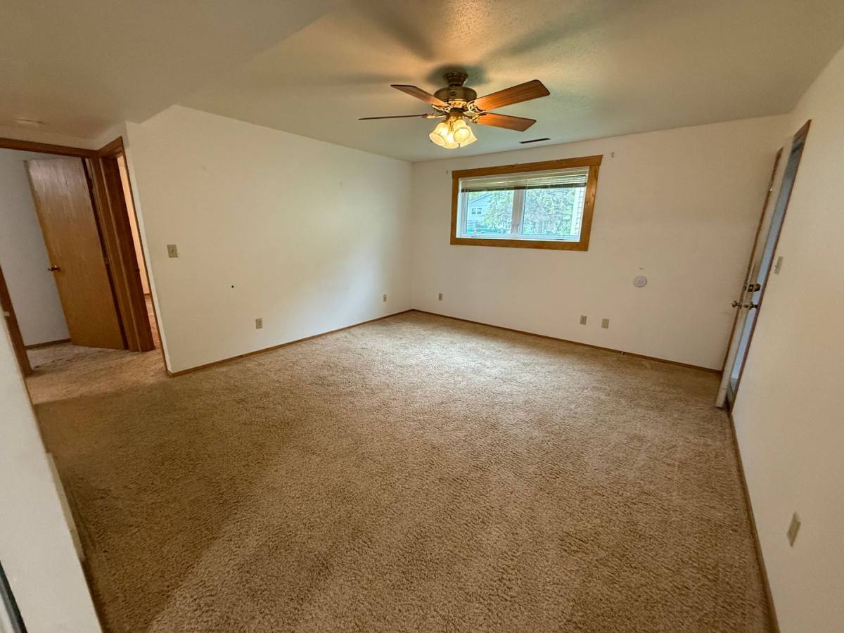 Apartment for rent at 500 7th St NE, Watertown, SD 57201