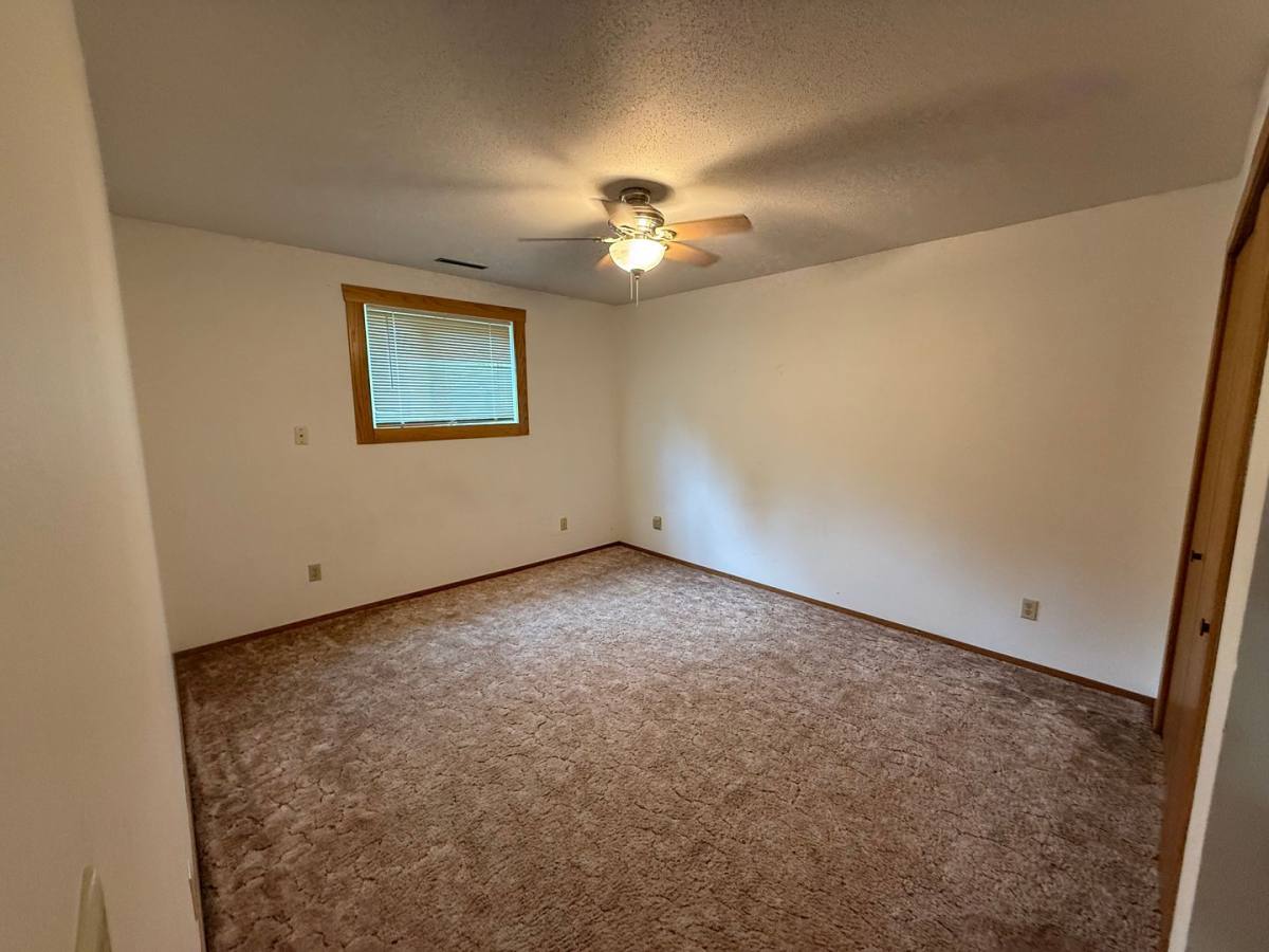 Apartment for rent at 500 7th St NE, Watertown, SD 57201