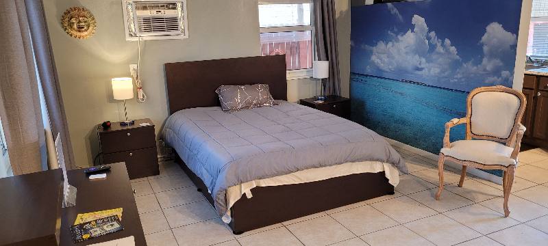 Apartment for rent at 129 SE 2 Terrace, Hallandale, FL 33009