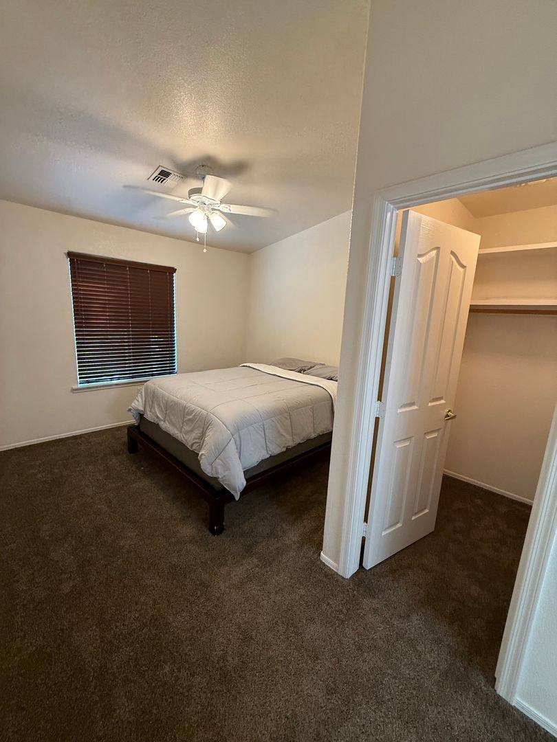 Townhouse for rent at 11323 S Kingman Ave, Yuma, AZ 85367