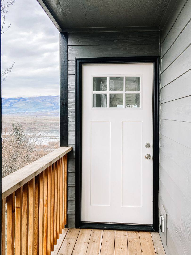 House for rent at 2719 E 9th St, The Dalles, OR 97058