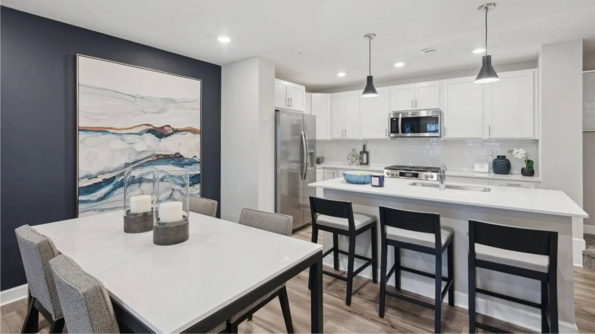 Townhouse for rent at 15022 Adare Way, Rosemount, MN 55068