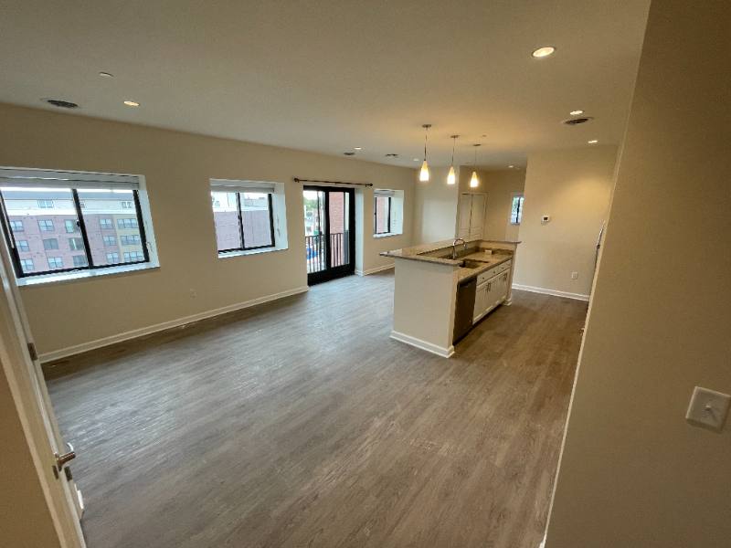 Apartment for rent at 192 Erie Blvd, Schenectady, NY 12305