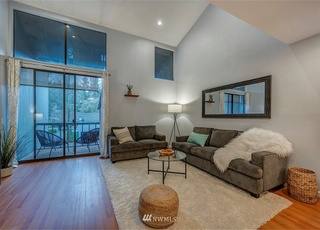 Townhouse for rent at 6439 139th Ave NE #28, Redmond, WA 98052