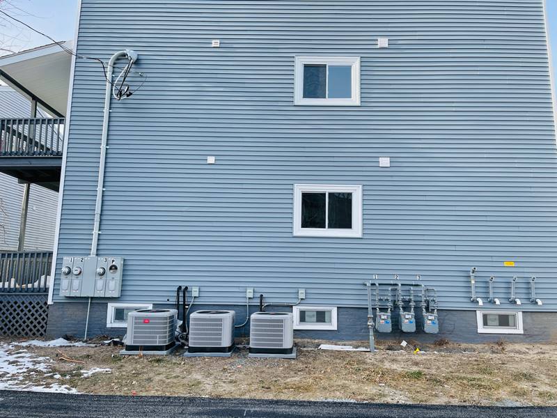 Apartment for rent at 145 Canterbury St #2, Worcester, MA 01603