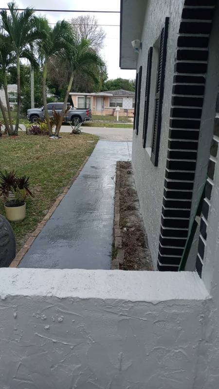 House for rent at 671 SW 28 Way, Fort Lauderdale, FL 33312