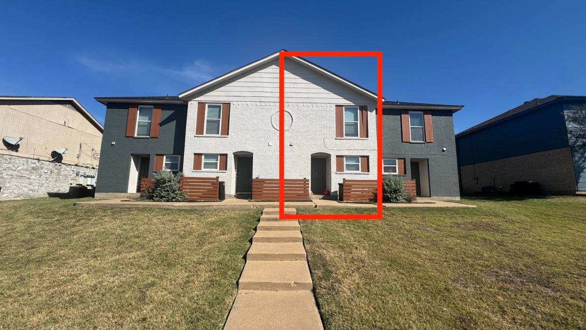 Townhouse for rent at 3813 Coates Circle, Fort Worth, TX 76116