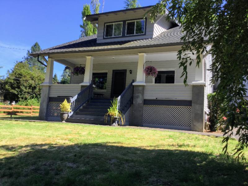 House for rent at 5112 SE Aldercrest Rd, Portland, OR 97222