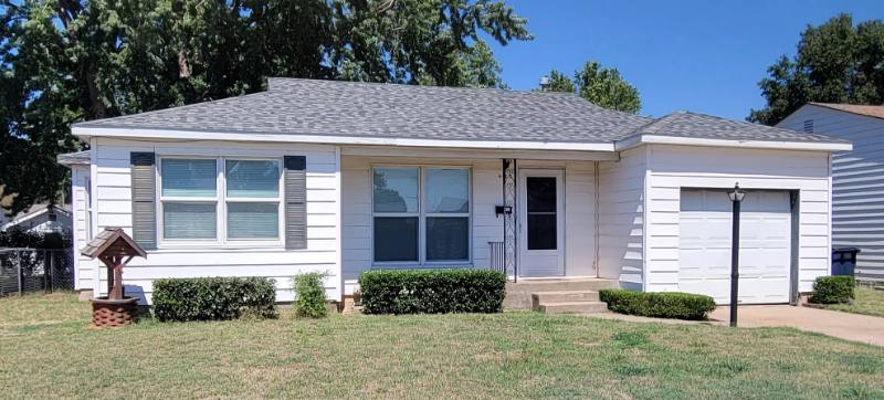 House for rent at 2314 W Maple Ave #1, Enid, OK 73703