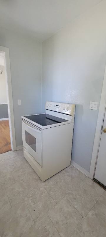 House for rent at 2314 W Maple Ave #1, Enid, OK 73703