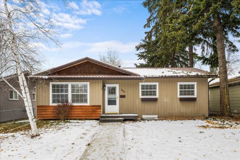 House for rent at 220 Minnesota Ave, Whitefish, MT 59937