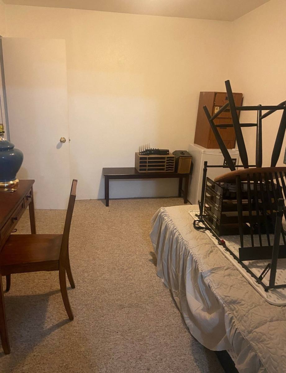 Apartment for rent at 920 Broadway St #6, Emmetsburg, IA 50536