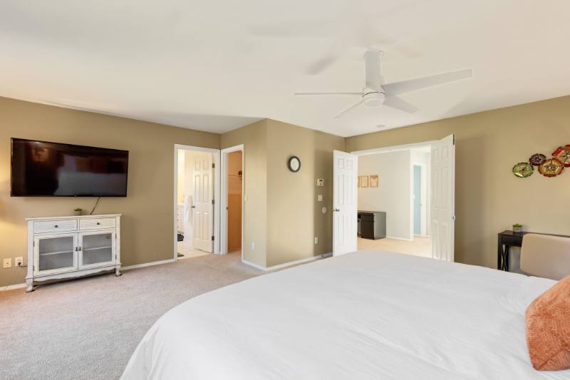 House for rent at 13246 119th Ave NE, Kirkland, WA 98034