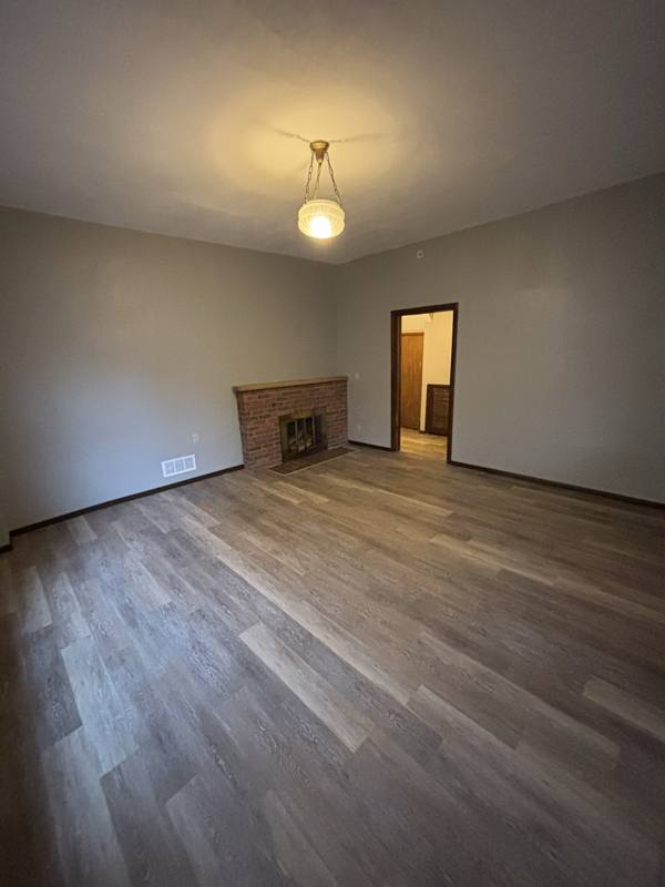 Apartment for rent at 601 Hillsboro Ave, Edwardsville, IL 62025