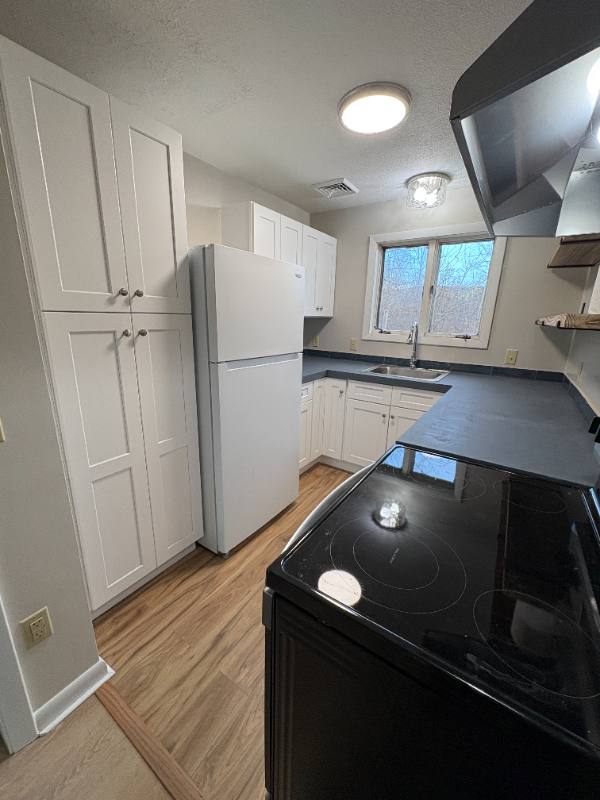 Apartment for rent at 26 Hadley Rd #28, Sunderland, MA 01375