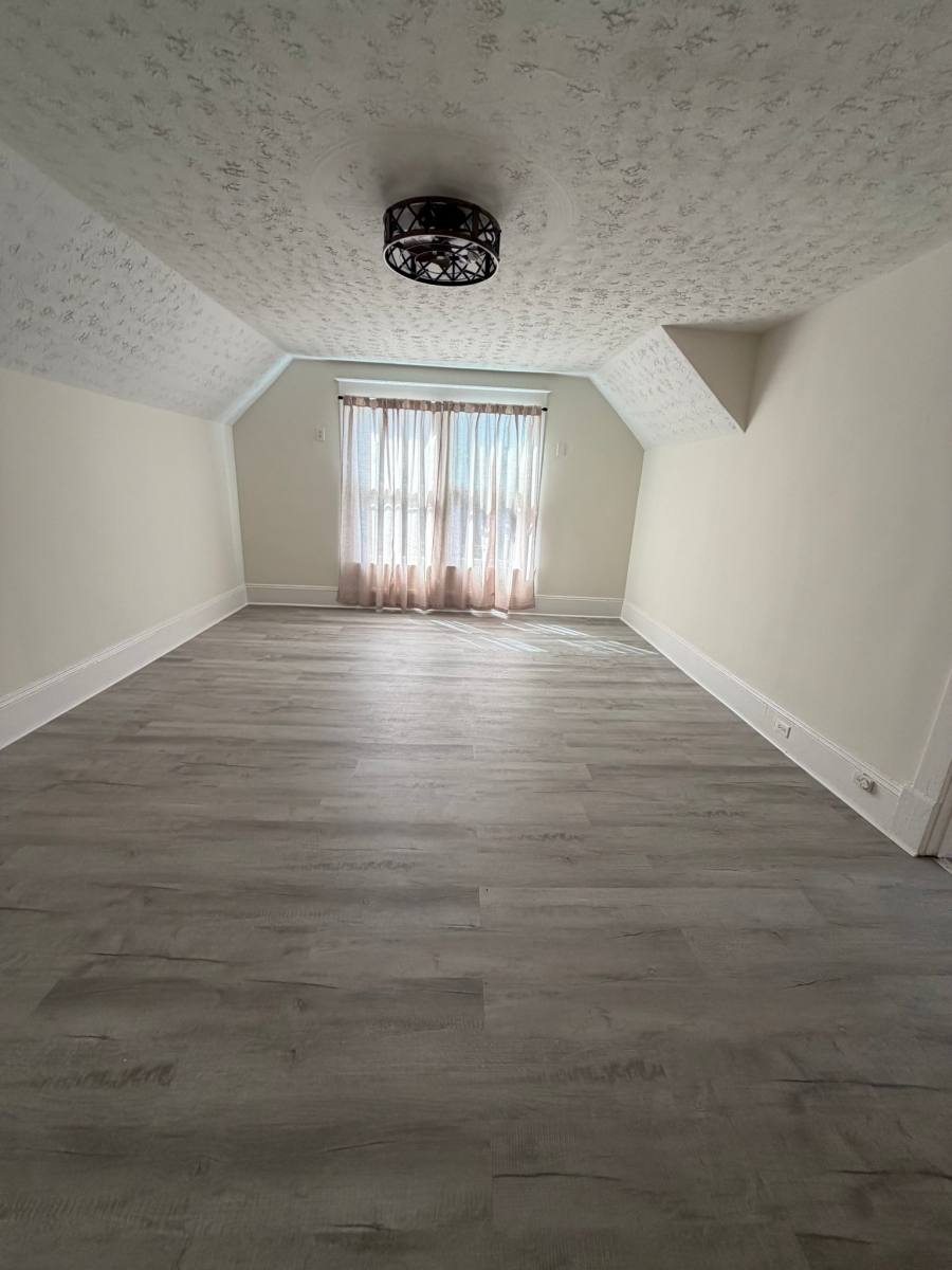 Apartment for rent at 401 E Broad St #1, Statesville, NC 28677