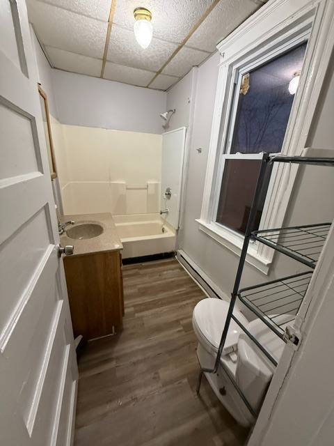 Apartment for rent at 30 Walnut Ave #2, Waterbury, CT 06704