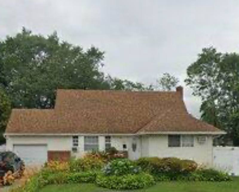 Apartment for rent at 832 Orbit Lane, Uniondale, NY 11553