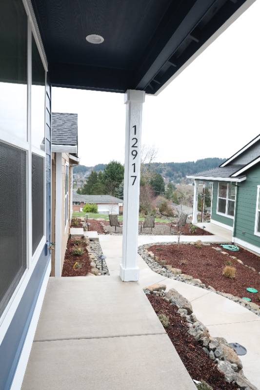 House for rent at 12917 SE Ridgecrest Rd, Happy Valley, OR 97086