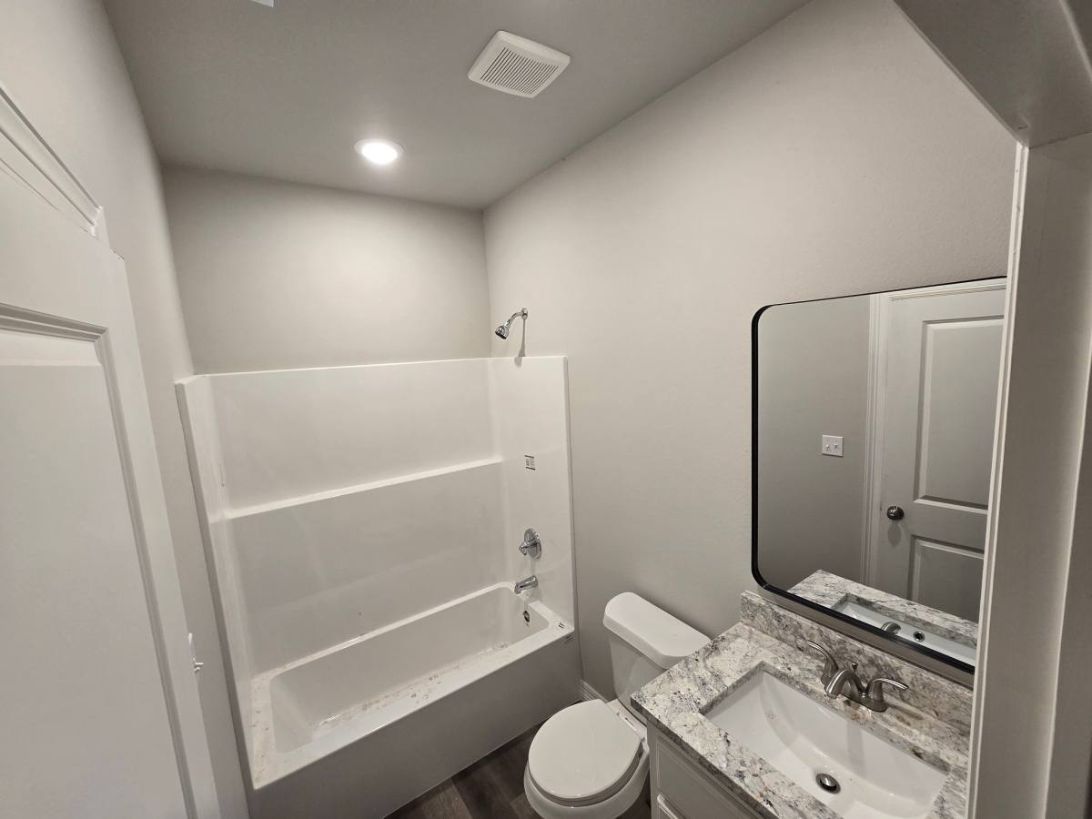 Apartment for rent at 1215 Fairway Dr #101, Longview, TX 75604