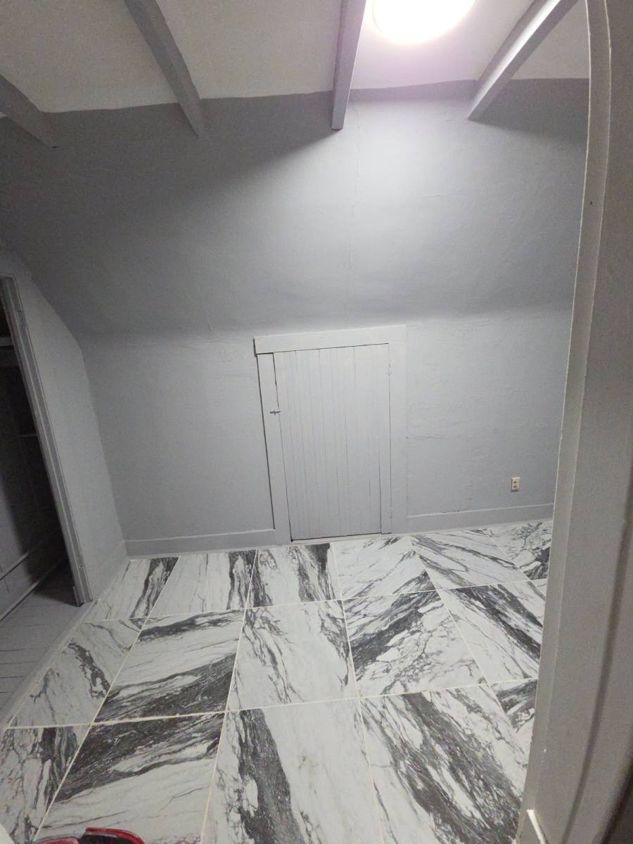 Apartment for rent at 31 Frederick St #2, Waterbury, CT 06704