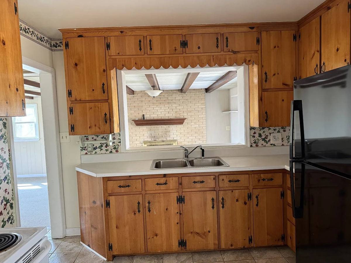 House for rent at 3900 S Main St, Blacksburg, VA 24060