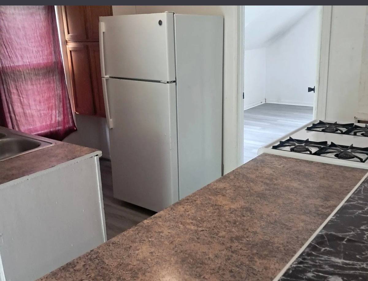 Apartment for rent at 1002 Lincoln Ave #2, Rockford, IL 61102