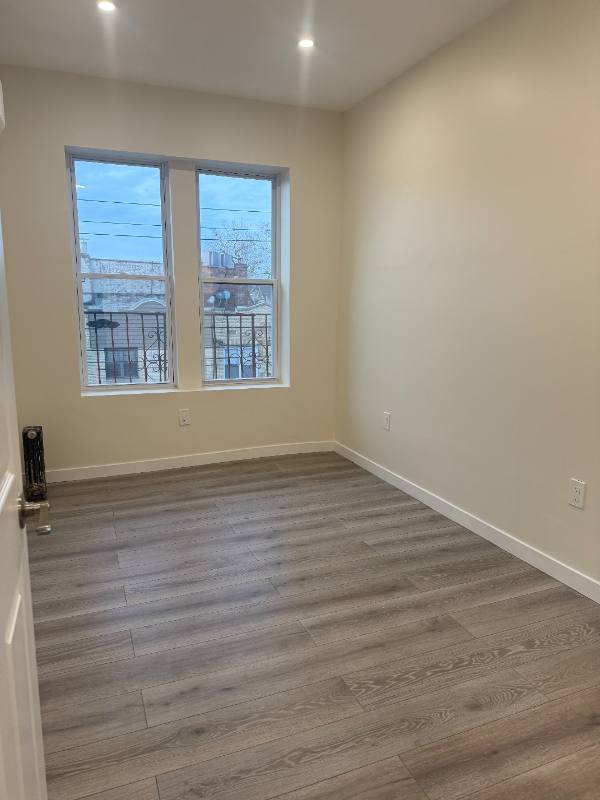 House for rent at 199-14 32nd Ave, Flushing, NY 11358