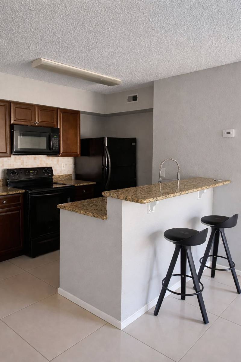 Condo for rent at 5124 Park Central Dr #517, Orlando, FL 32839