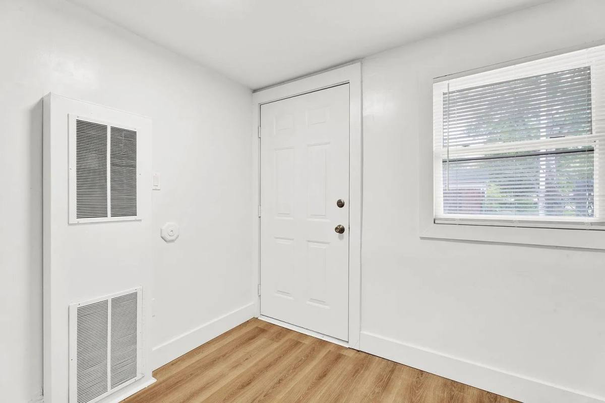 Apartment for rent at 19859 Nicke St #1, Clinton Township, MI 48035