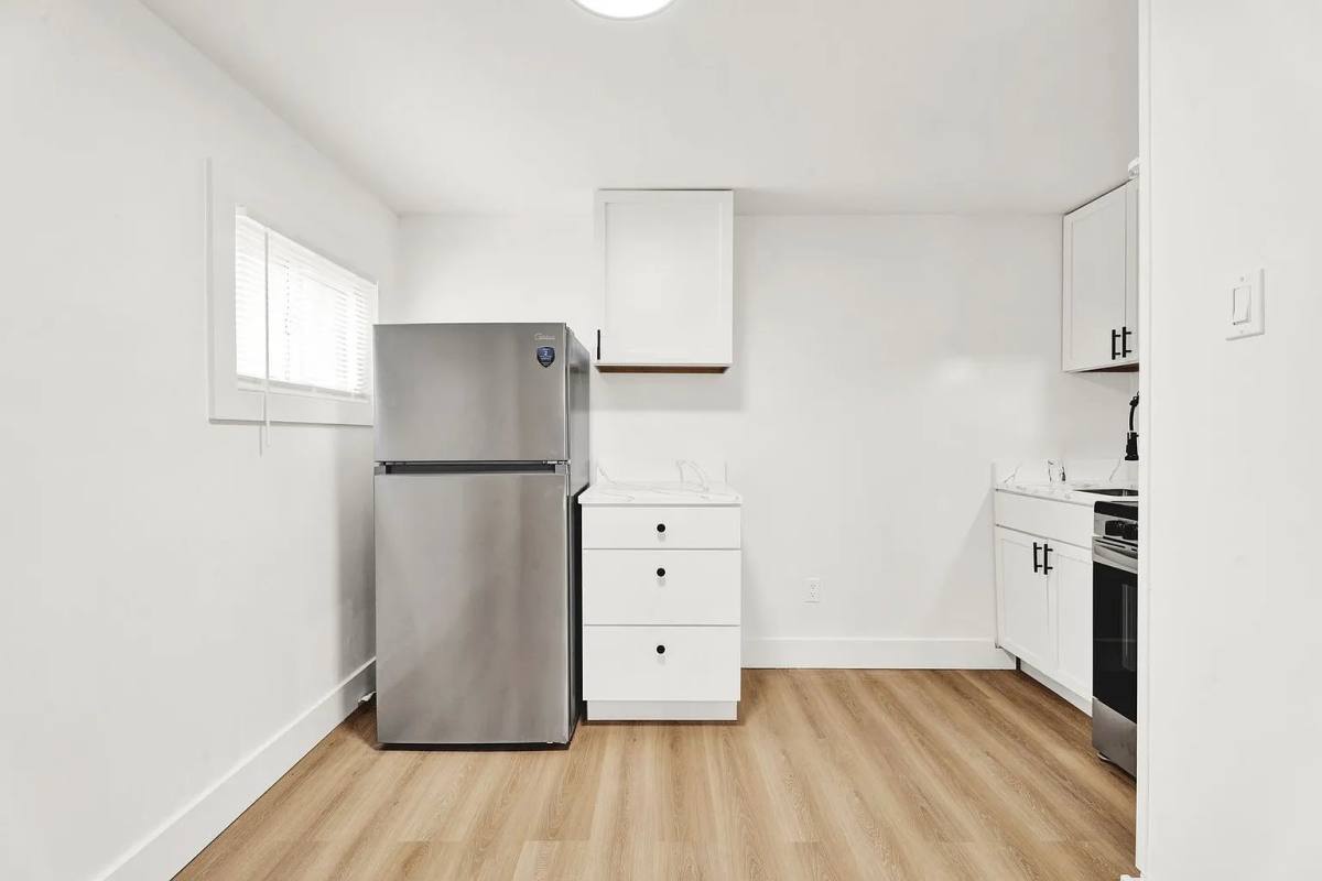 Apartment for rent at 19859 Nicke St #1, Clinton Township, MI 48035