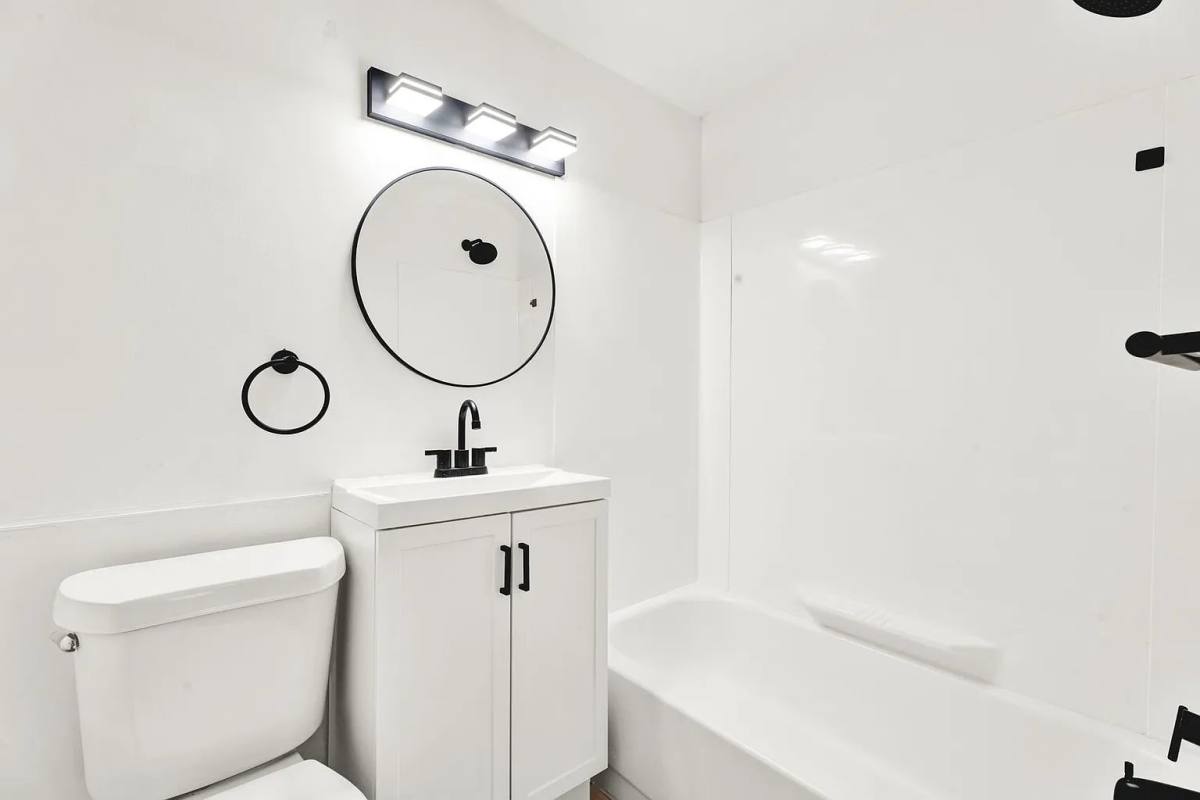 Apartment for rent at 19859 Nicke St #1, Clinton Township, MI 48035