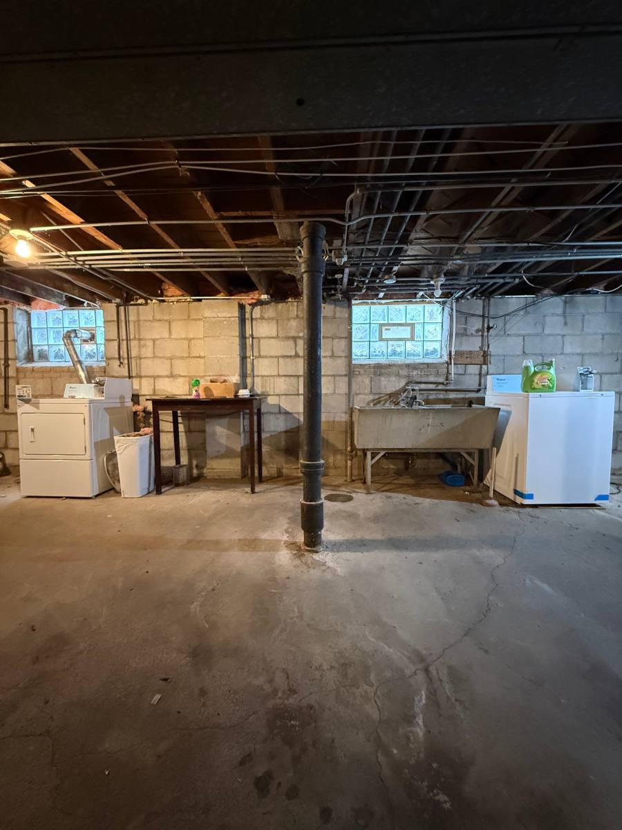 Apartment for rent at 6100 W Lisbon Ave #1, Milwaukee, WI 53210